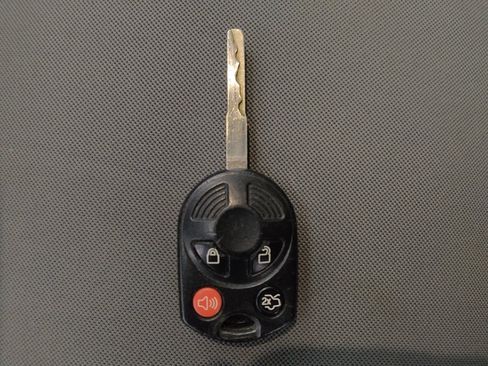 Used 2016 Ford Escape SE w/ Equipment Group 201A image 32