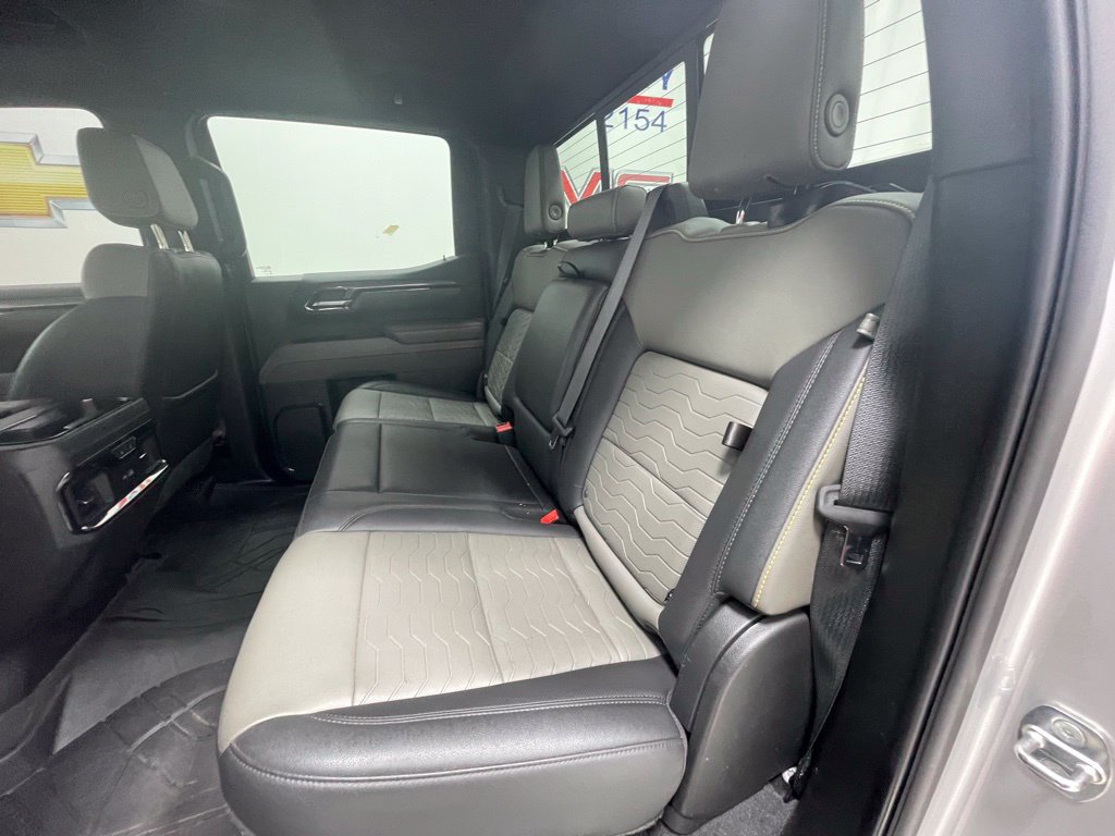 Used 2022 Chevrolet Silverado 1500 ZR2 w/ Technology Package AWD/4WD image 8