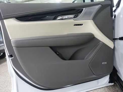 New 2025 Cadillac XT6 Premium Luxury w/ Technology Package image 9