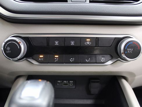 Used 2020 Nissan Altima 2.5 S image 39