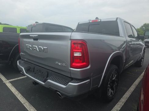 Used 2025 RAM 1500 Laramie w/ Advanced Safety Group II AWD/4WD image 5