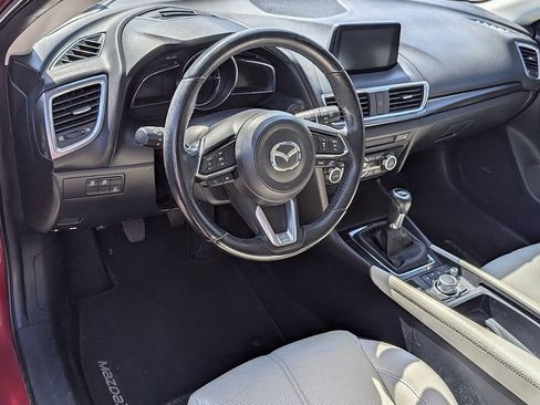 Used 2018 MAZDA MAZDA3 Grand Touring w/ Premium Equipment Package image 29