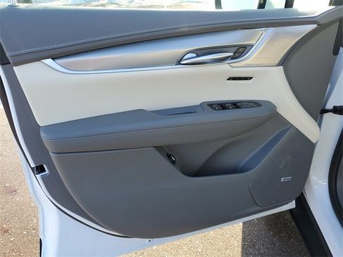 Certified 2023 Cadillac XT5 Premium Luxury image 23