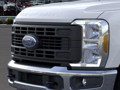 New 2026 Ford F350 XL image 17