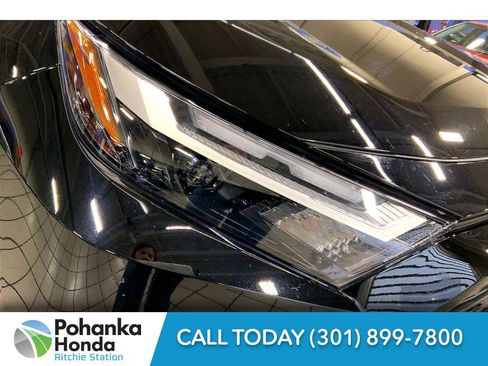 Used 2025 Toyota RAV4 XLE image 29