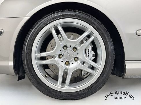 Used 2005 Mercedes-Benz CLK 55 AMG Cabriolet image 37