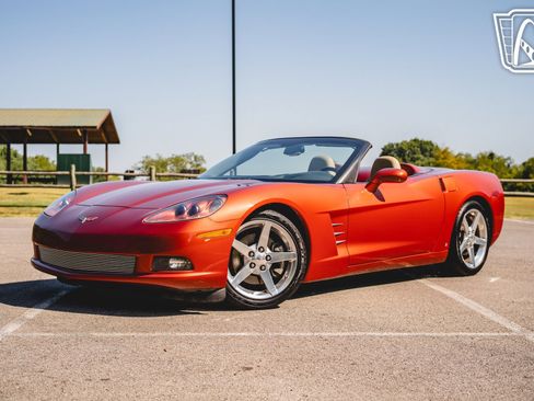 Used 2006 Chevrolet Corvette 3LT Convertible w/ Preferred Equipment Group image 8
