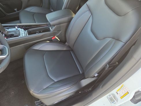 New 2026 Jeep Compass Limited AWD/4WD image 6