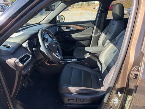 Used 2021 Chevrolet TrailBlazer ACTIV w/ Sun and Liftgate Package image 13