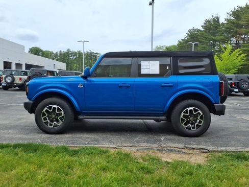 Used 2024 Ford Bronco Outer Banks AWD/4WD image 6