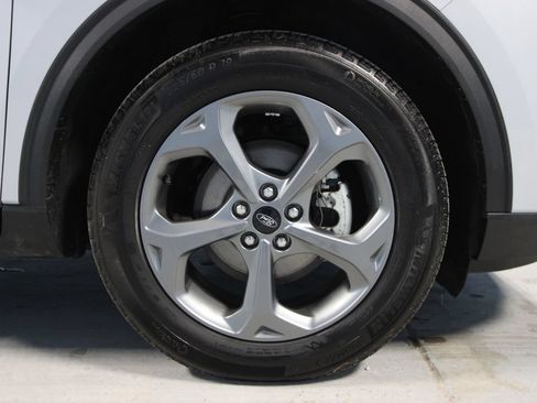 Used 2025 Ford Escape ST-Line w/ Equipment Group 301A FWD image 36