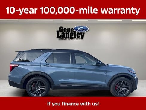 Used 2025 Ford Explorer ST w/ Sun And Sound Package AWD/4WD image 4