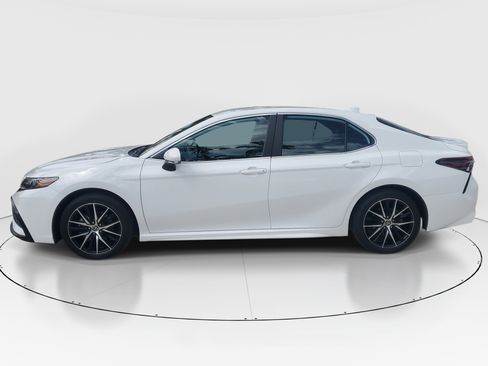 Certified 2023 Toyota Camry SE FWD image 6
