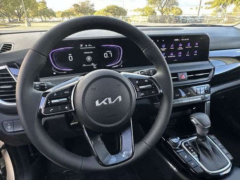 Certified 2026 Kia Seltos S AWD/4WD image 13