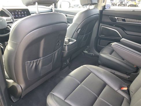 Used 2024 Kia Telluride SX image 23