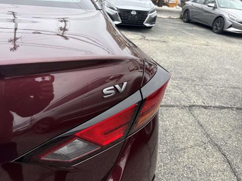 Used 2024 Nissan Altima 2.5 SV image 8