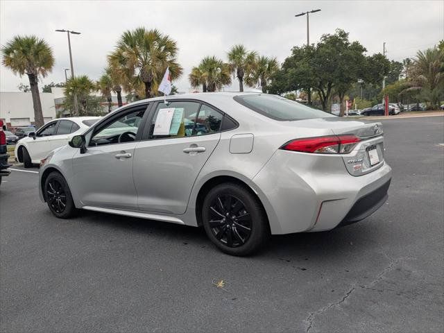 Certified 2024 Toyota Corolla LE FWD image 7
