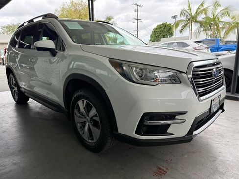 Used 2019 Subaru Ascent Premium AWD/4WD image 8