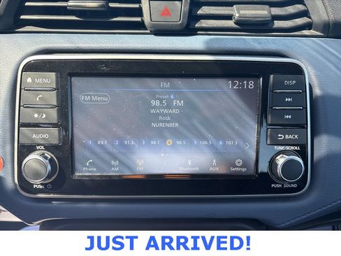 Used 2023 Nissan Versa SV image 12