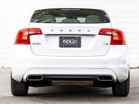 Used 2015 Volvo S60 T5 Premier image 9