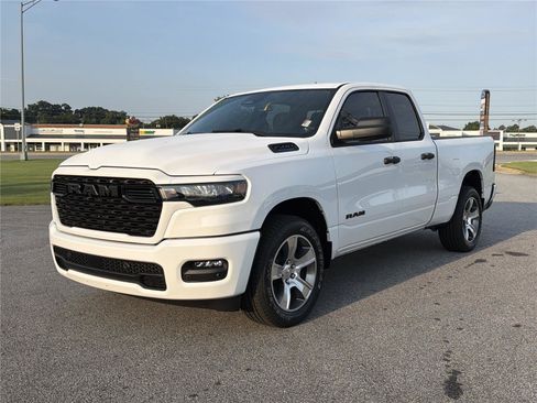 New 2026 RAM 1500 Express RWD image 2