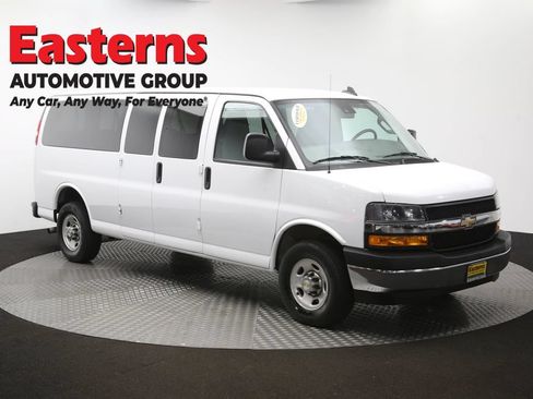 Used 2024 Chevrolet Express 3500 LT w/ LT Preferred Equipment Group RWD image 47