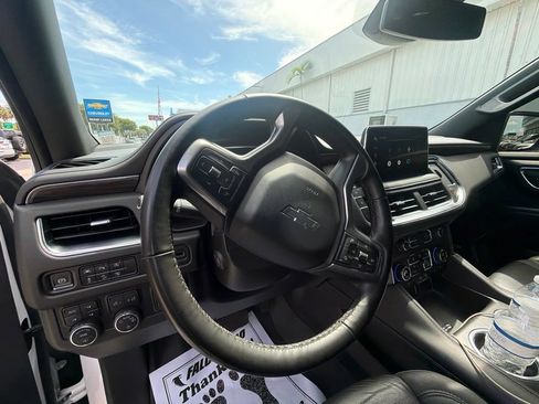 Used 2023 Chevrolet Tahoe Z71 w/ Z71 Off-Road Package AWD/4WD image 12