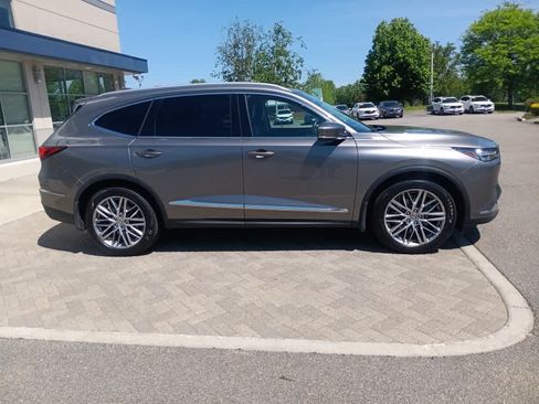 Certified 2024 Acura MDX SH-AWD w/ Advance Package image 7