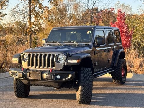 Used 2019 Jeep Wrangler Unlimited Rubicon w/ Cold Weather Group image 3