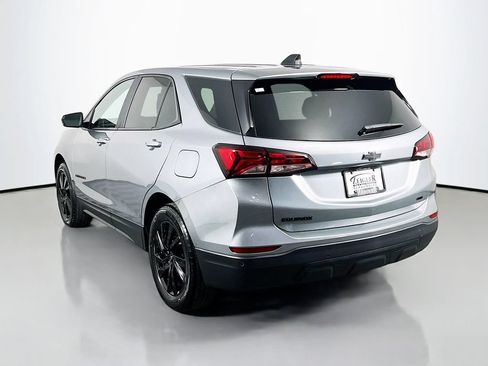 Used 2023 Chevrolet Equinox LS w/ LS Convenience Package AWD/4WD image 7