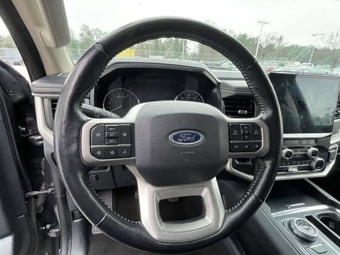Used 2023 Ford Expedition Max XLT image 20