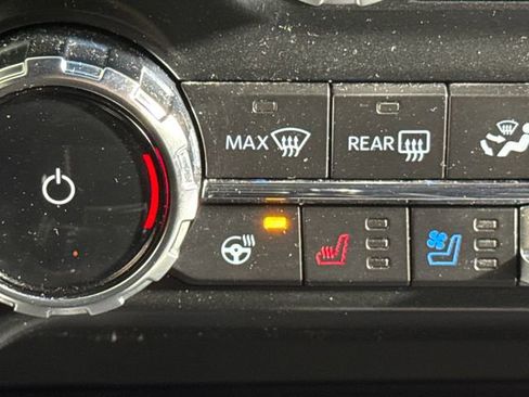 Used 2022 Ford F150 Lariat w/ Equipment Group 502A High AWD/4WD image 38