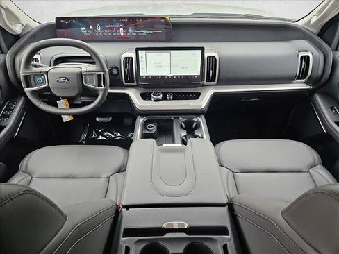New 2026 Ford Expedition Active RWD image 15