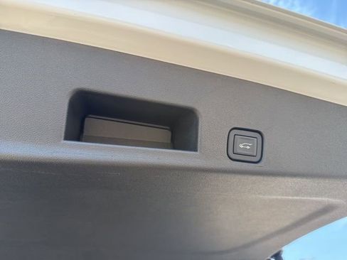 New 2026 GMC Acadia Denali w/ Super Cruise Package image 46