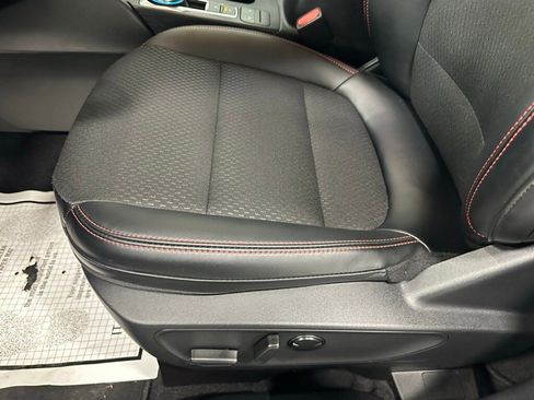 Used 2025 Ford Escape ST-Line image 13