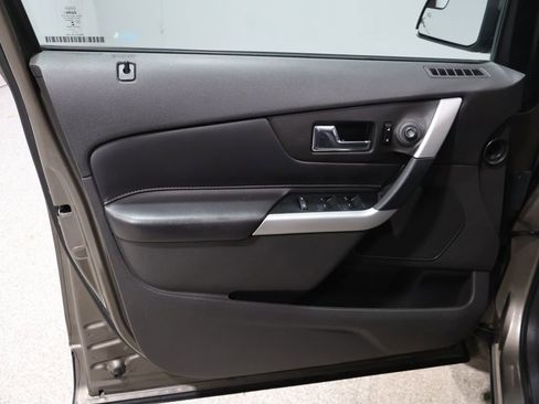 Used 2013 Ford Edge SEL image 13
