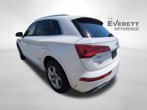 Used 2021 Audi Q5 2.0T Premium w/ Convenience Package AWD/4WD image 4