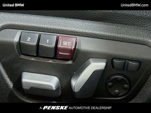 Used 2017 BMW 330i Sedan image 4