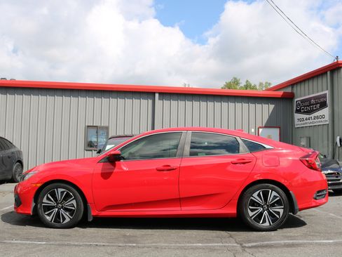 Used 2018 Honda Civic EX-L image 4