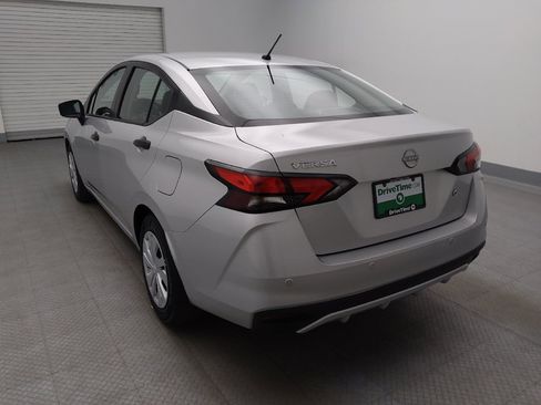 Used 2024 Nissan Versa S FWD image 5
