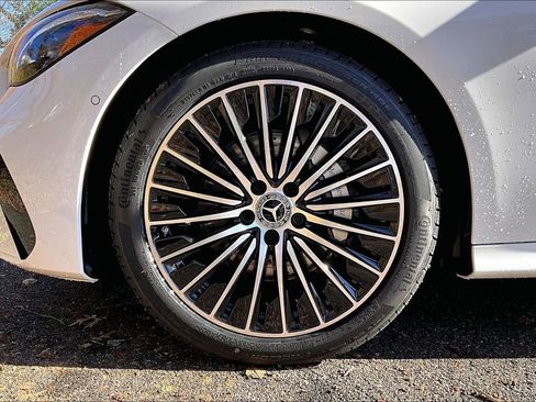 New 2026 Mercedes-Benz CLE 300 4MATIC Coupe image 12