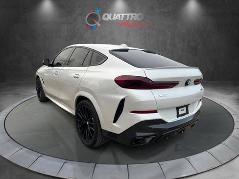 Used 2022 BMW X6 xDrive40i w/ M Sport Package image 3