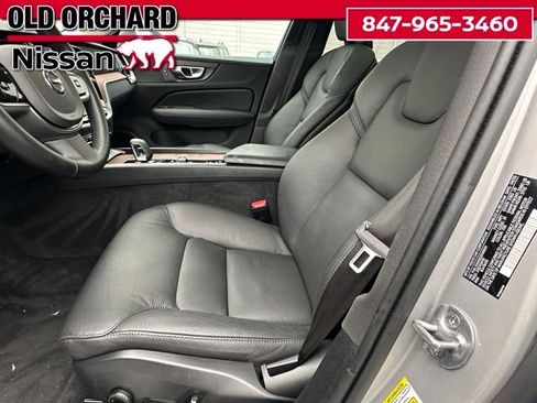 Used 2025 Volvo V60 B5 Cross Country Plus AWD/4WD image 12