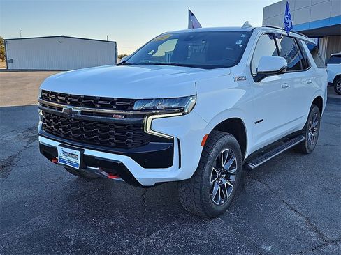 Used 2022 Chevrolet Tahoe Z71 w/ Z71 Off-Road Package image 12