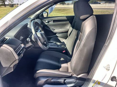 Used 2025 Honda Civic Sport image 11