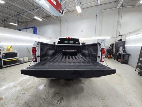 Used 2024 RAM 3500 Big Horn image 7