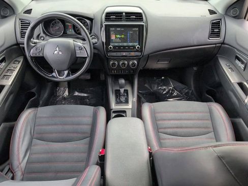Used 2025 Mitsubishi Outlander Sport SE AWD/4WD image 25