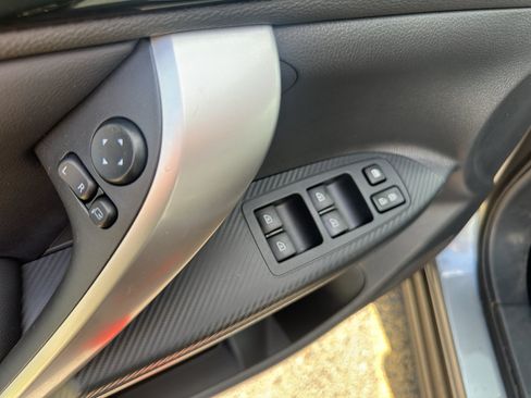 Used 2025 Mitsubishi Eclipse Cross AWD image 19