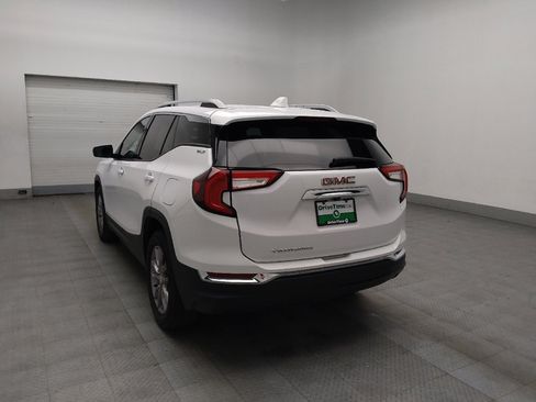 Used 2023 GMC Terrain SLT image 5