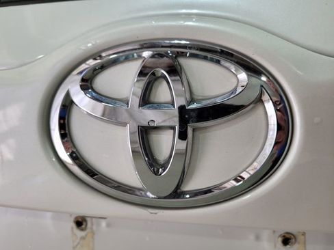 Used 2016 Toyota Highlander XLE image 49